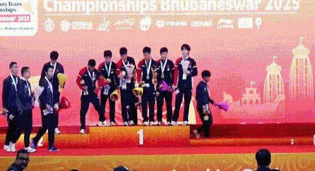 开云体育中国-日本队碾压法国队，王皓高光表现