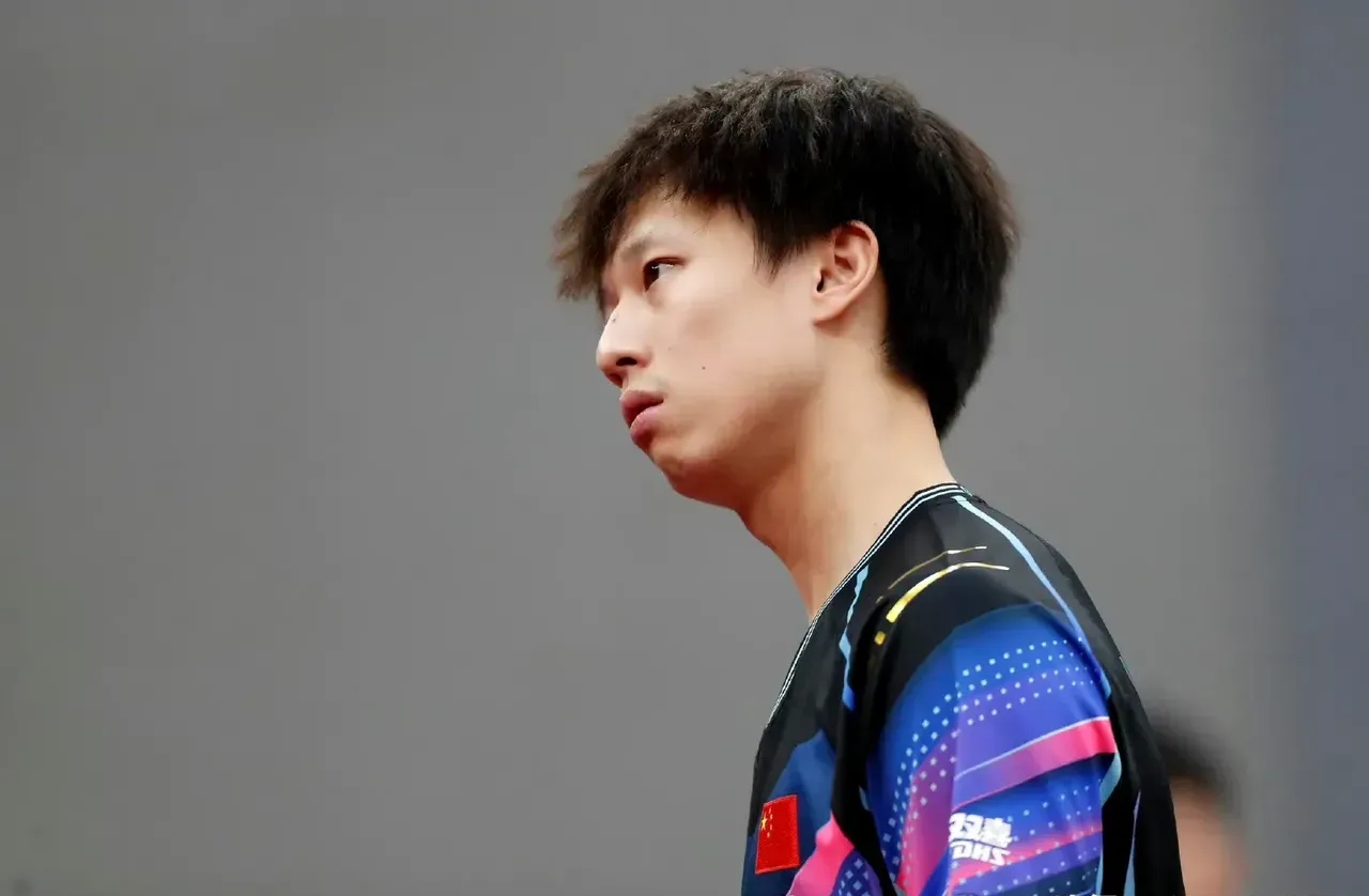 日本队碾压瑞典队,林高远点燃赛场 日本队碾压瑞典队,林高远点燃赛场