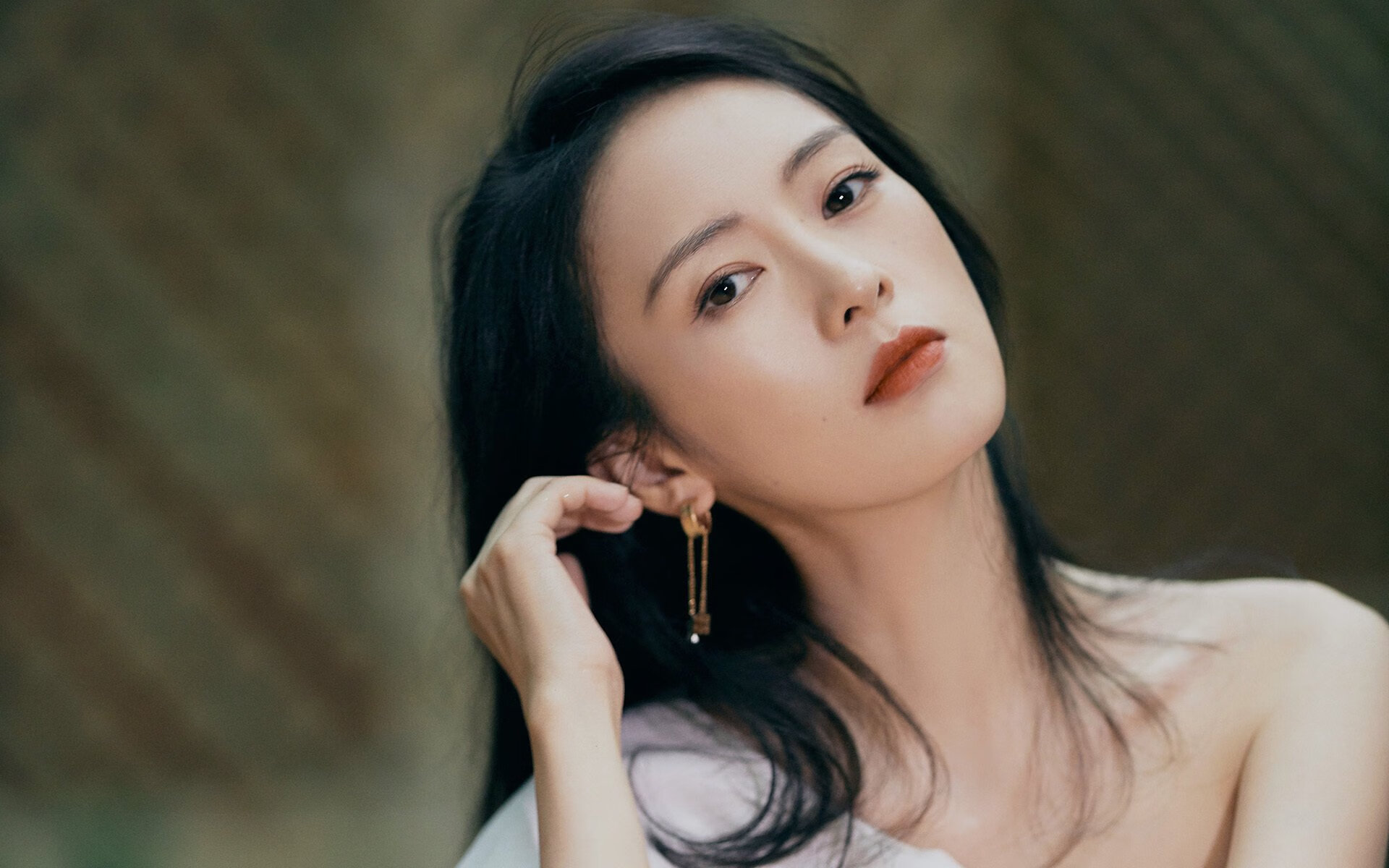 两种节奏的证明，在疾驰中超越，在掌控中完胜