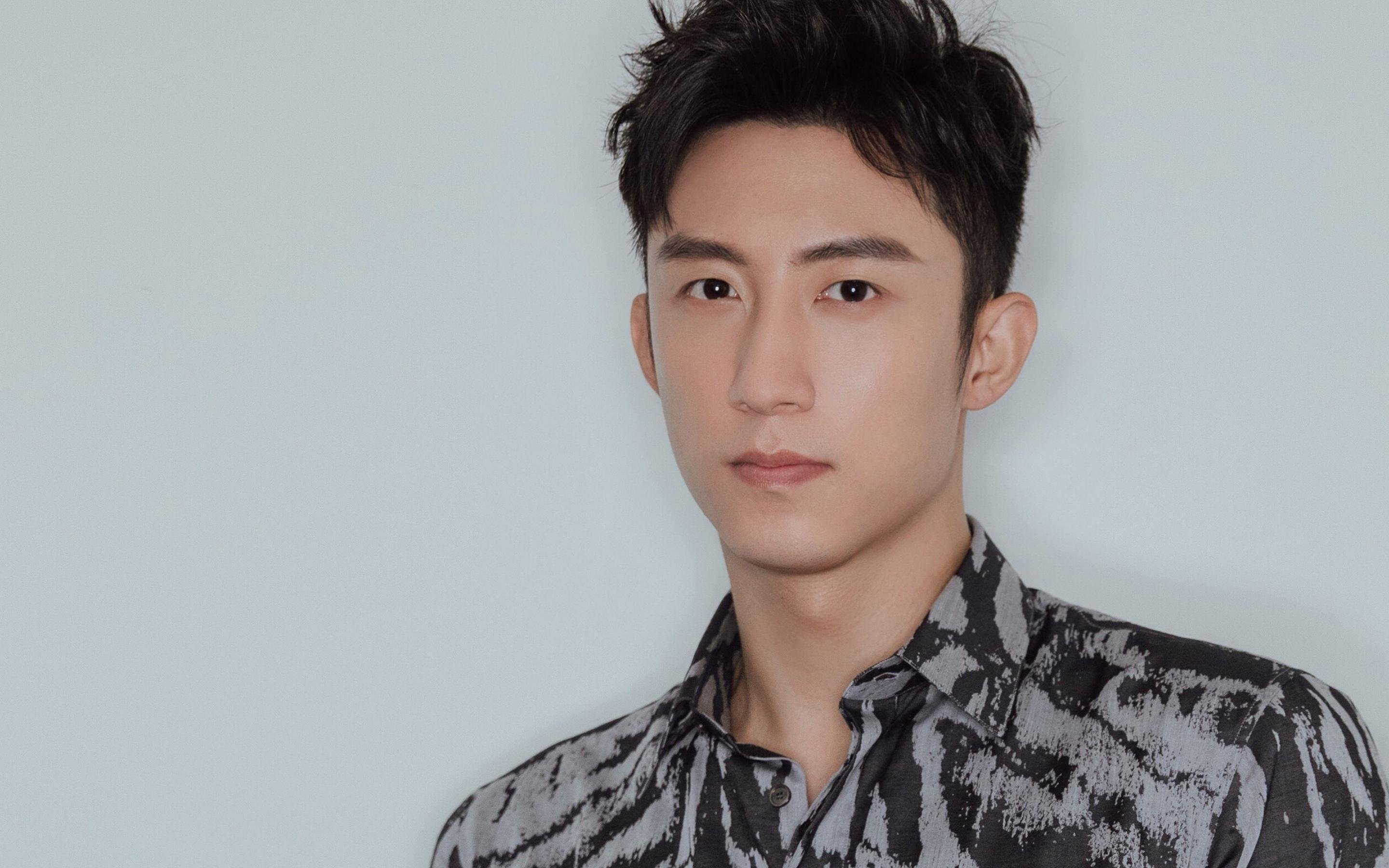 战术铁幕与韩流风暴，黄喜灿破局，莱比锡红牛用防守锁死利物浦