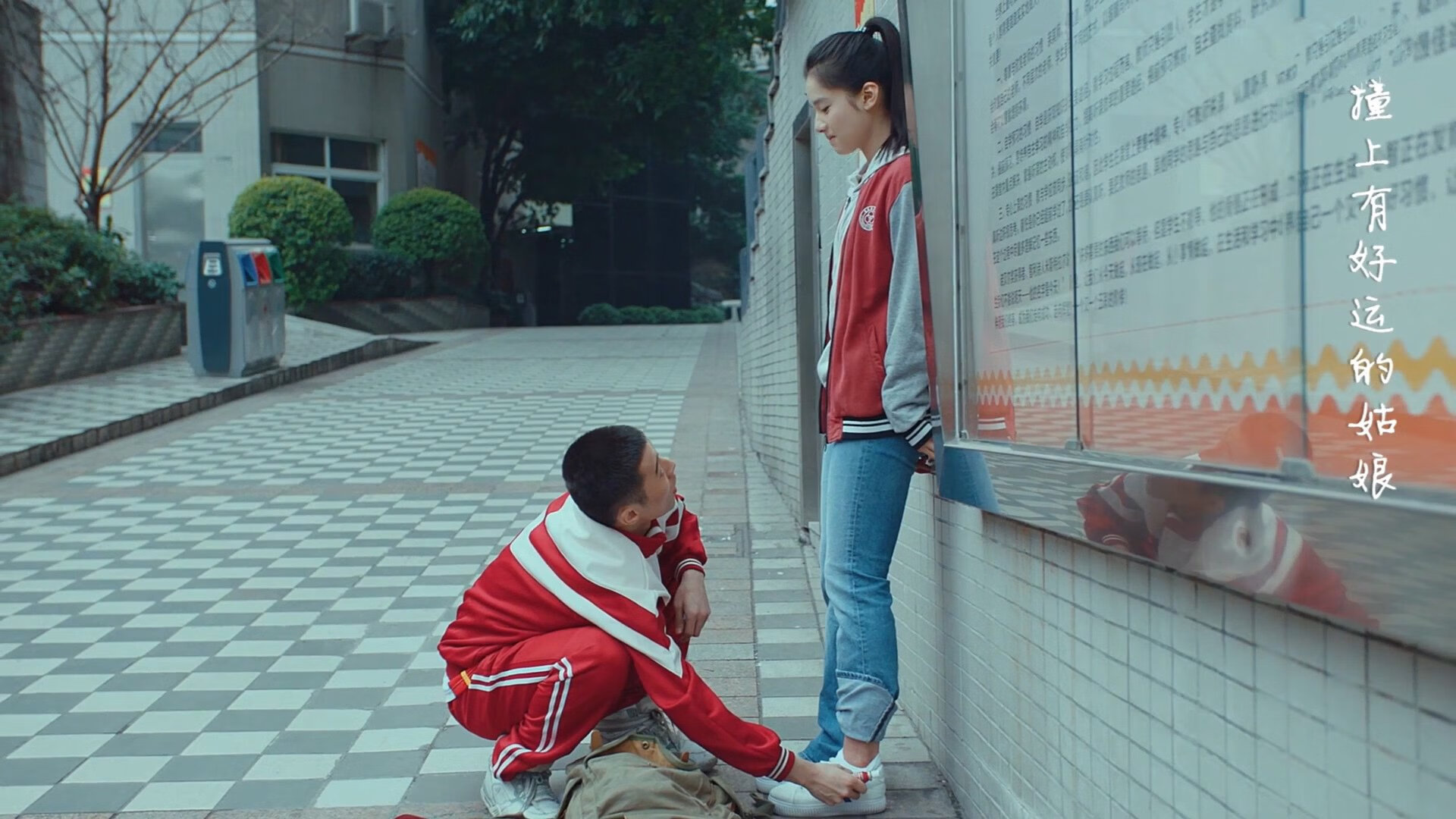 跨队英雄！克莱客串鹈鹕导演单节狂潮，关键先生本色击溃马刺